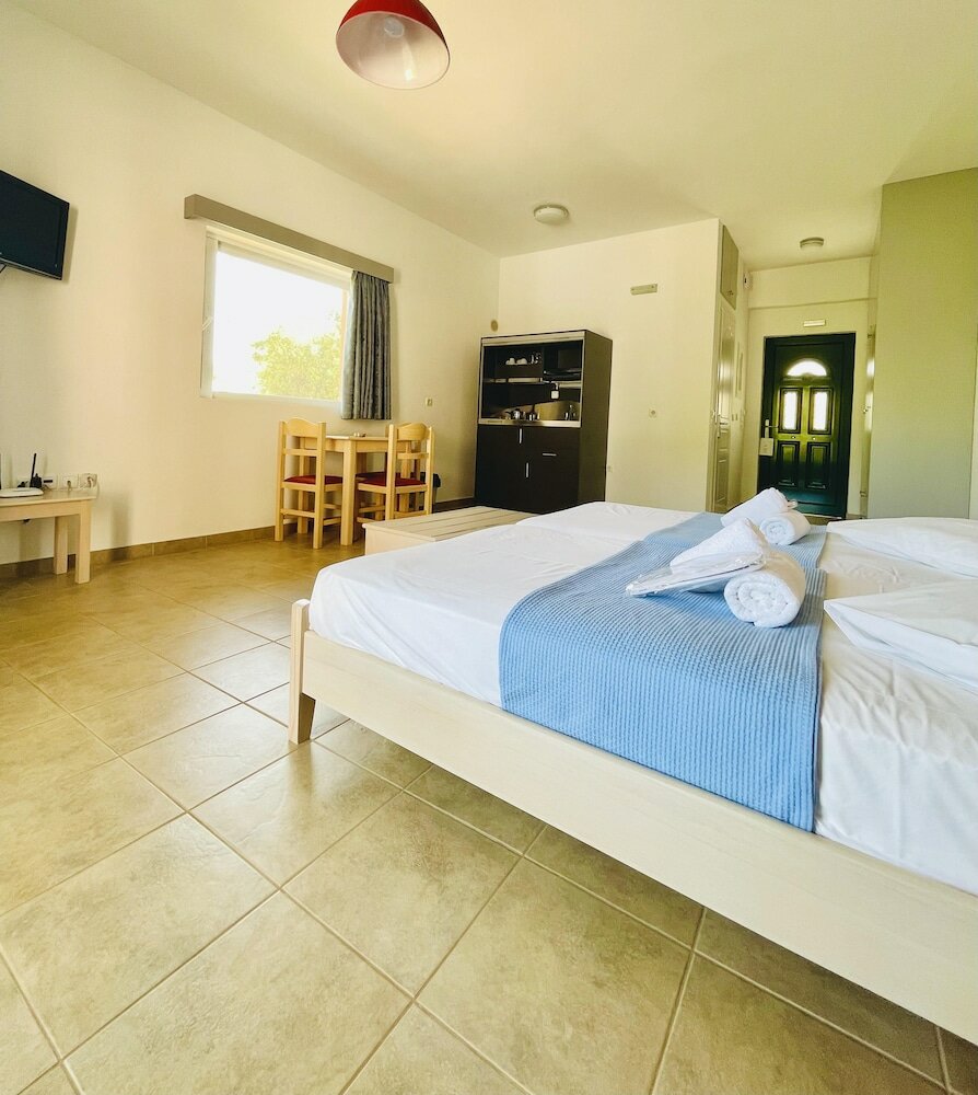 Фото Stomio Villague