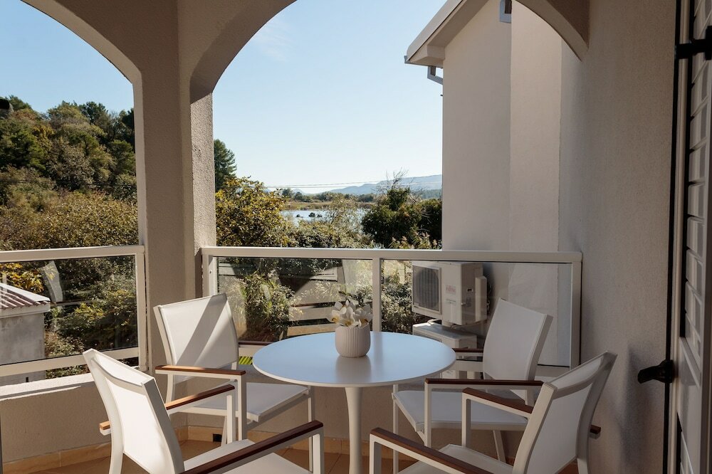 Фото Apartments Mini Laguna