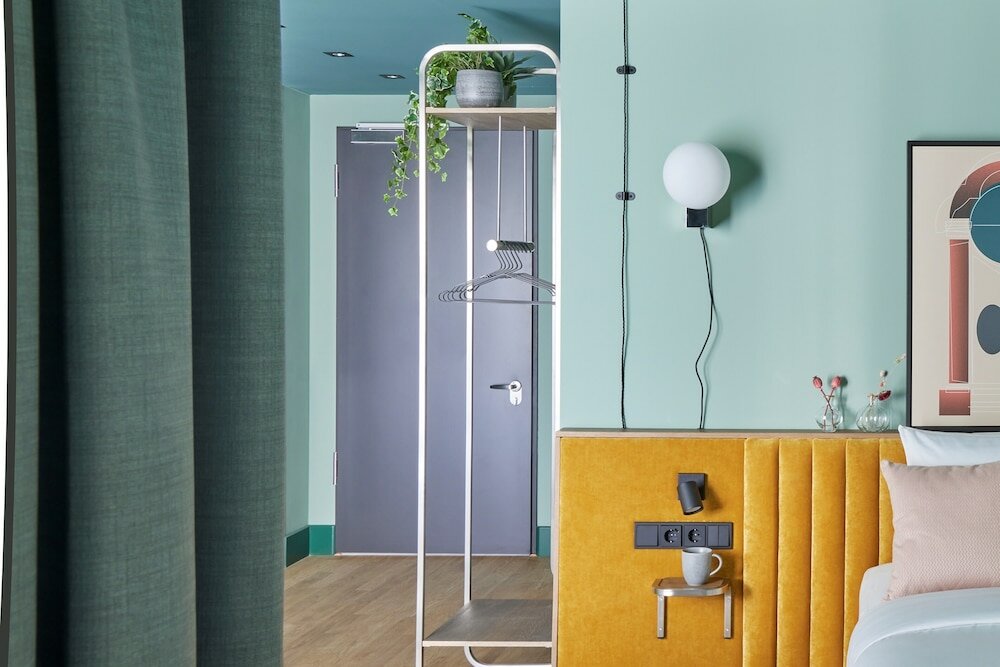 Фото Schwan Locke