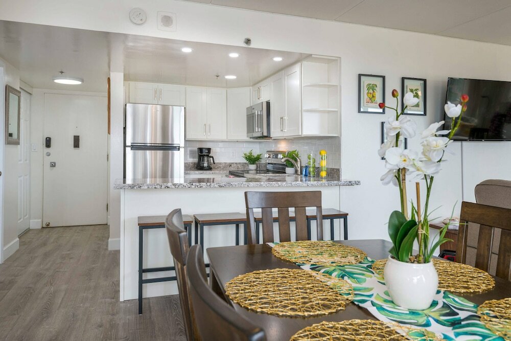 Фото Ilima Suite at The Ilikai