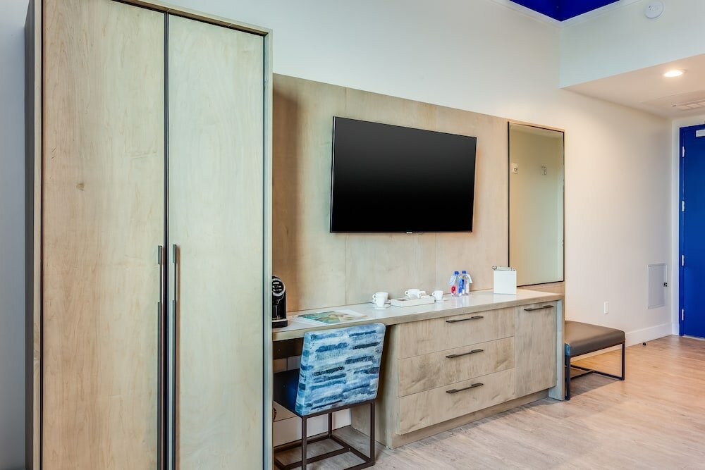 Фото Serena Hotel Aventura Miami, Tapestry Collection by Hilton