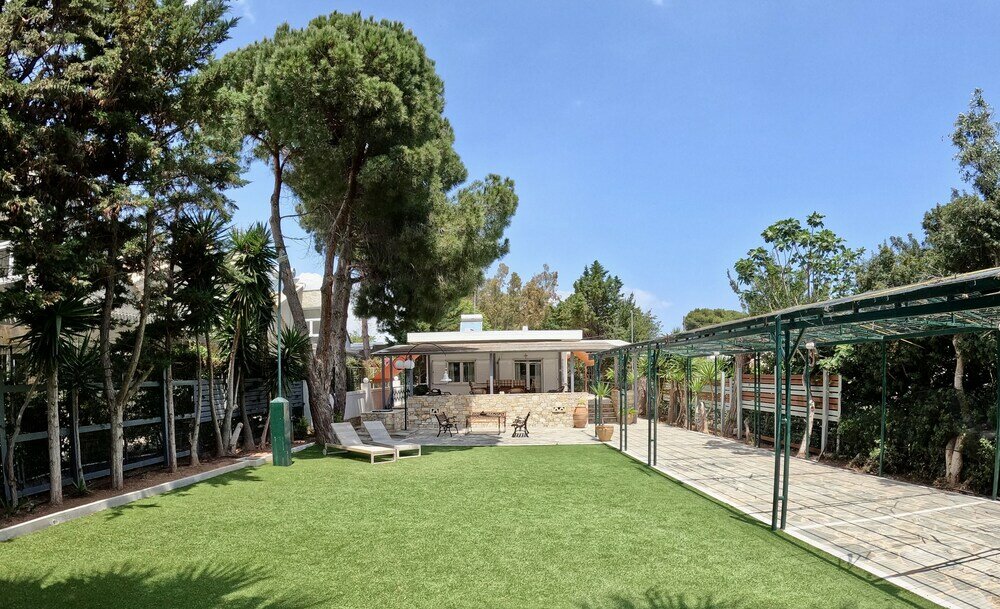 Фото Hector Villa Airport