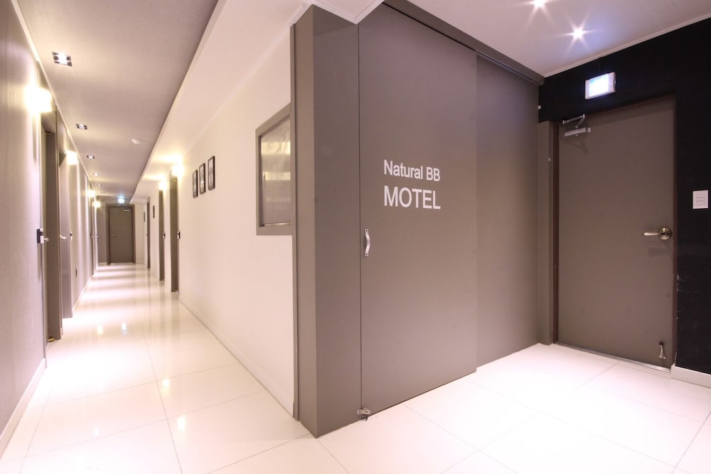 Фото Pohang Yeongildae Bb