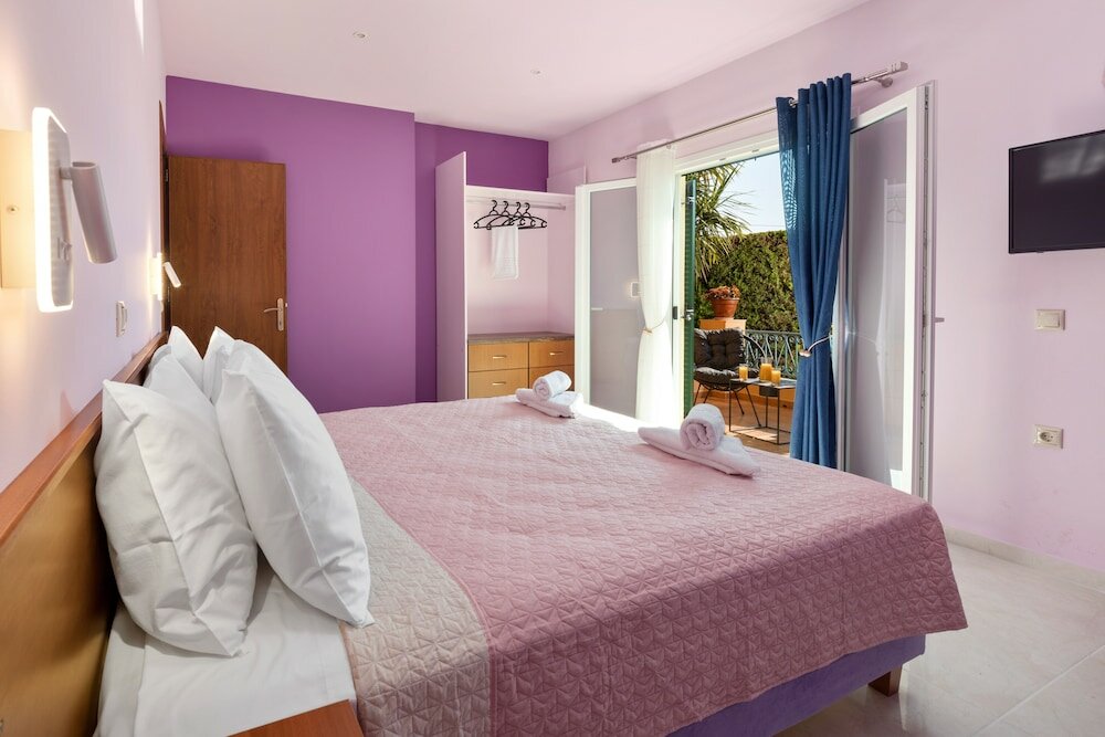 Фото Poseidon Suite by CorfuEscapes