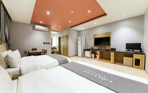 Гостиница Gwangju Sangmu Hotel Gallery в Кванджу