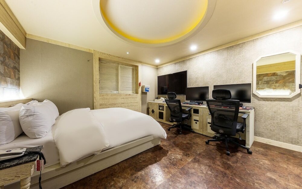 Фото Daejeon Yongjeon Bobos