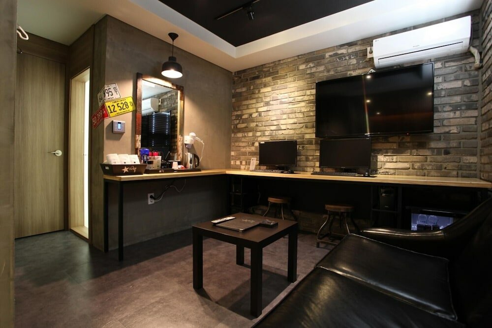 Фото Suwon Station The Byeol