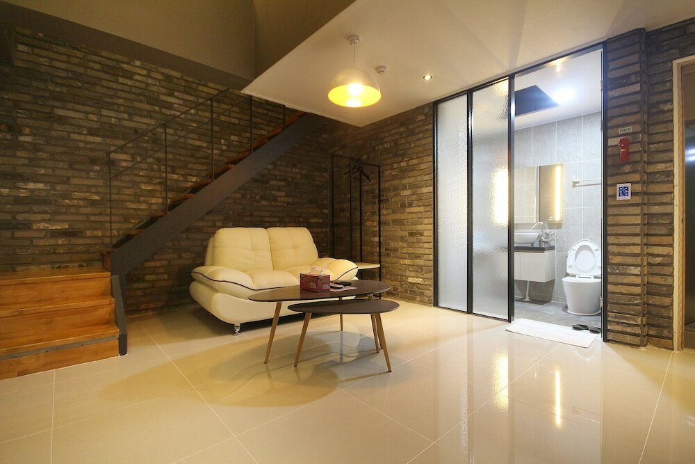 Фото Yeosu Max Self Check-in Motel