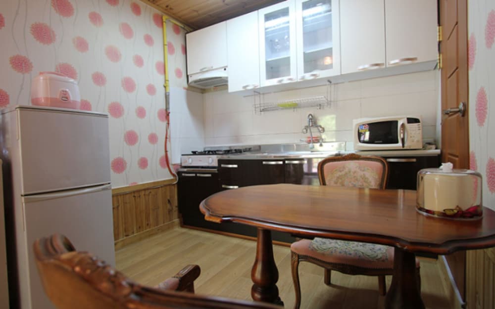 Фото Yeosu Elvino Pension