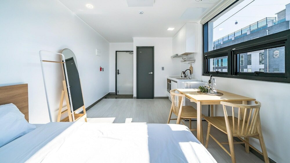 Фото Yeosu Nangmanstay Pension