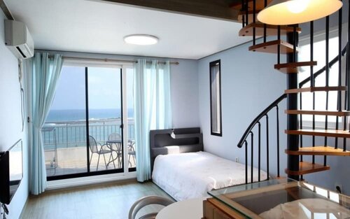 Гостиница Pohang Punggyeong Pension
