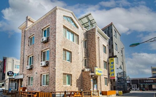 Гостиница Boryeong Jeil Pension