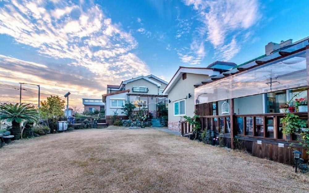 Фото 100998349375