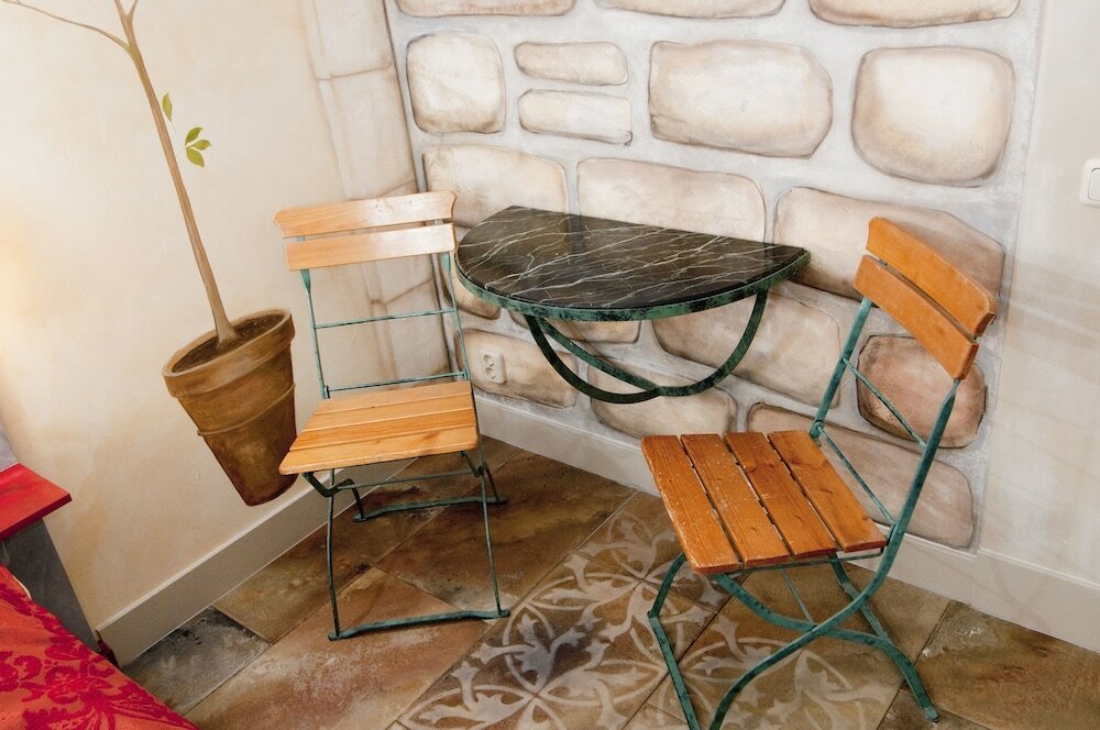 Фото Hotel De Plataan Delft Centrum