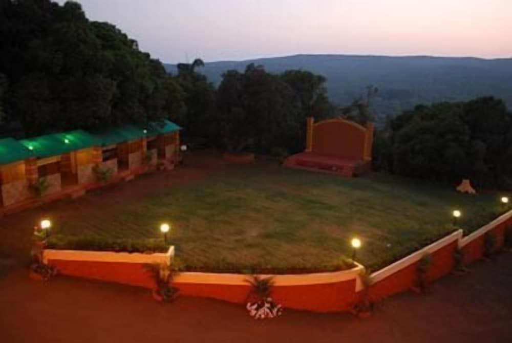 Фото Hotel Krishna Continental