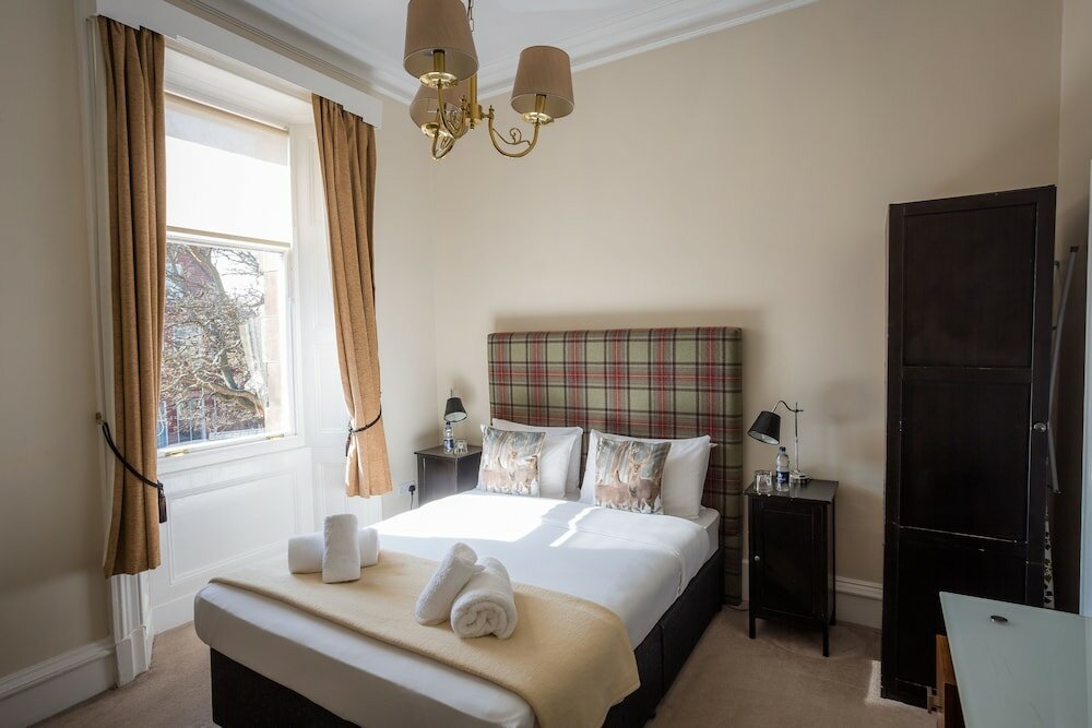 Фото Bayswell Park Hotel