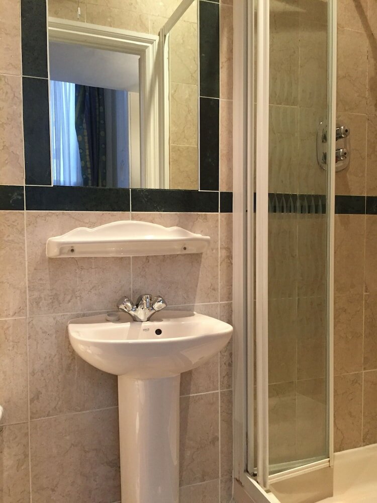 Фото Brompton Hotel