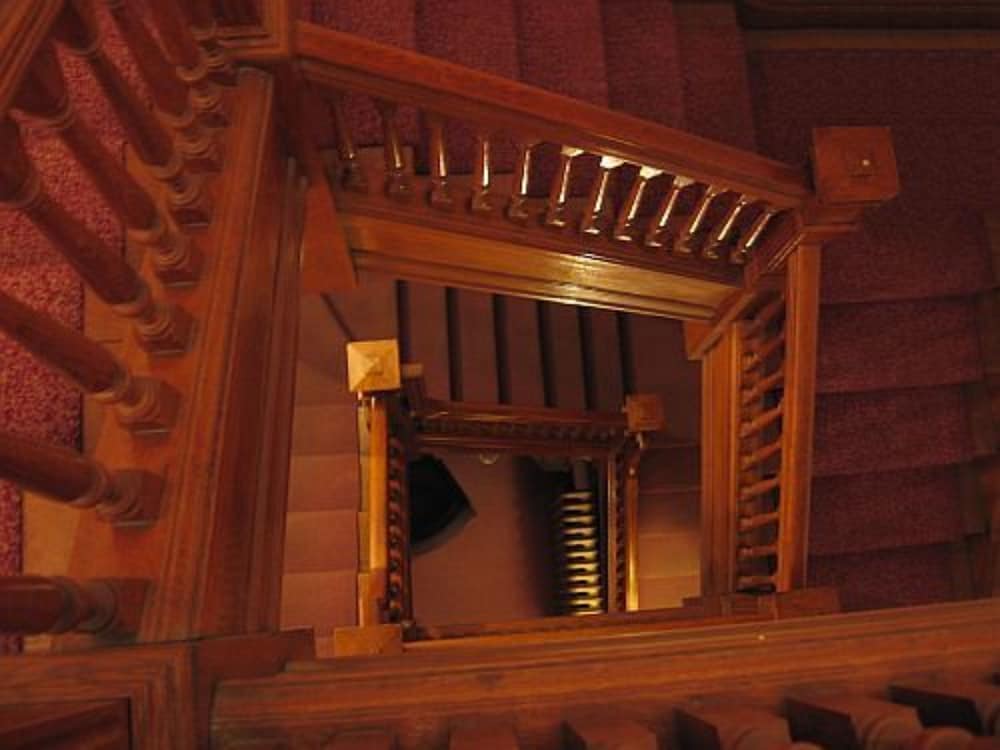 Фото Olde Judge Mansion