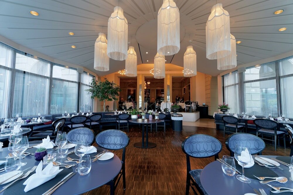 Фото Hotel Schweizerhof Luzern