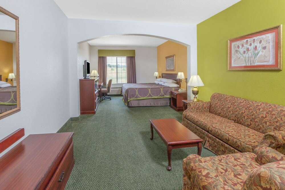 Фото Super 8 by Wyndham Hillsboro Tx