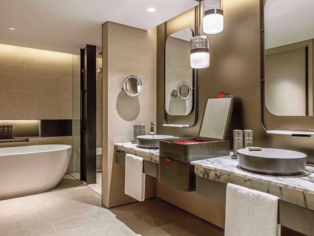 Фото Swissotel The Stamford, Singapore