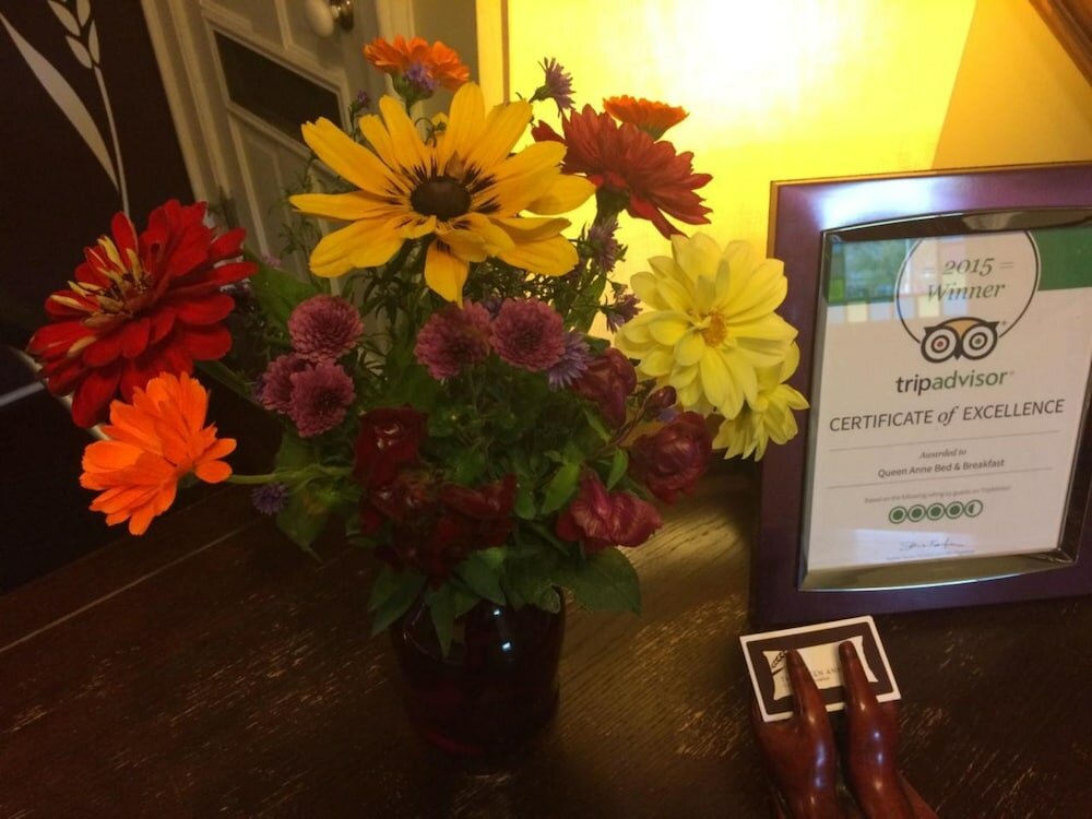 Фото Queen Anne Bed And Breakfast