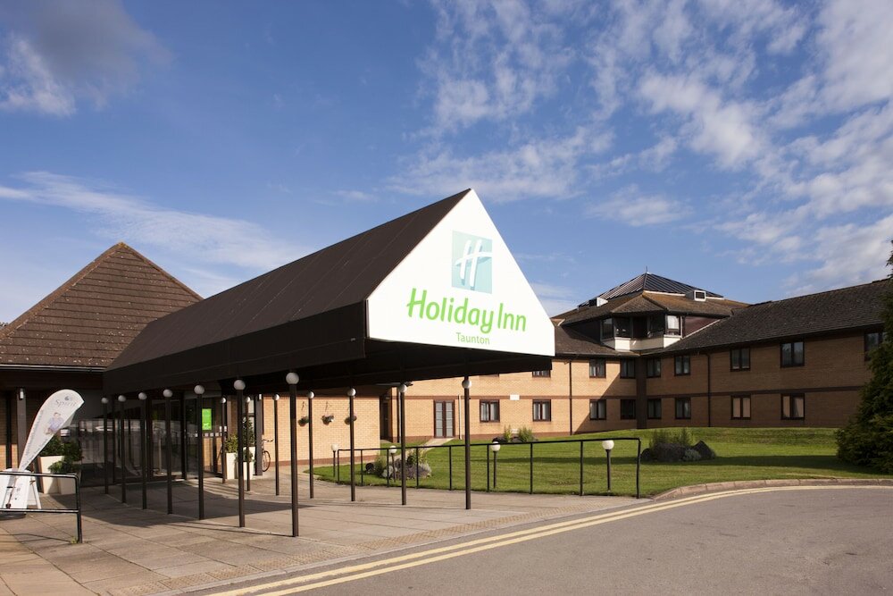 Фото Holiday Inn Express Taunton East, an Ihg Hotel