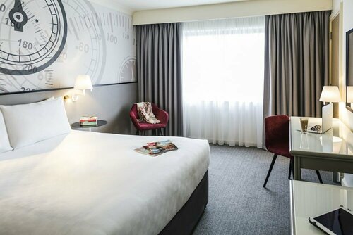 Гостиница Mercure Dartford Brands Hatch Hotel & SPA