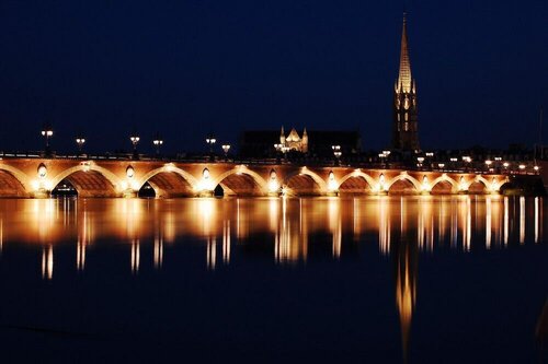 Гостиница Hotel Mercure Bordeaux Centre Ville в Бордо