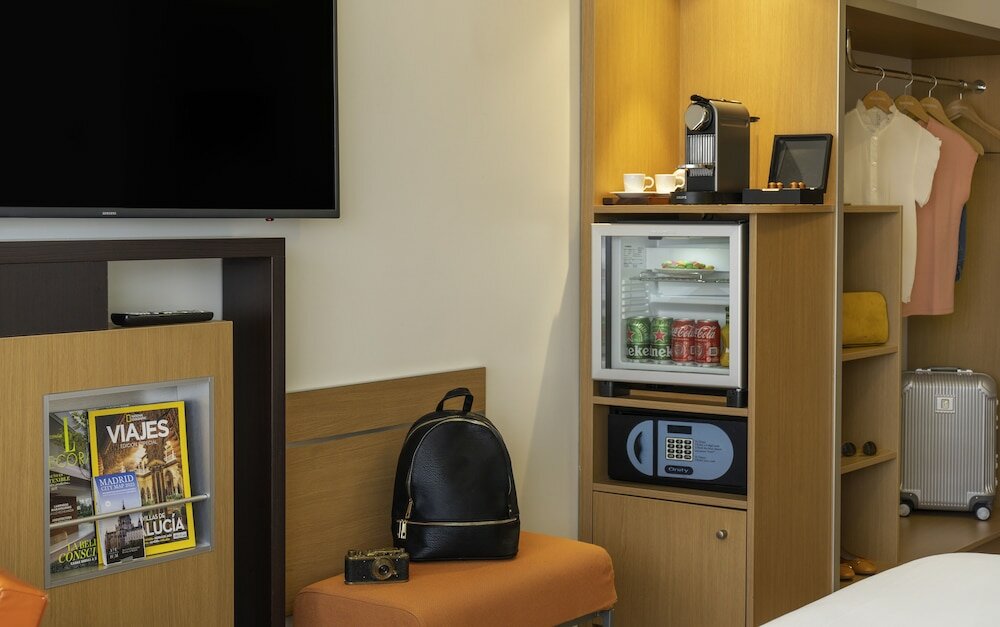 Фото Novotel Madrid Campo de las Naciones