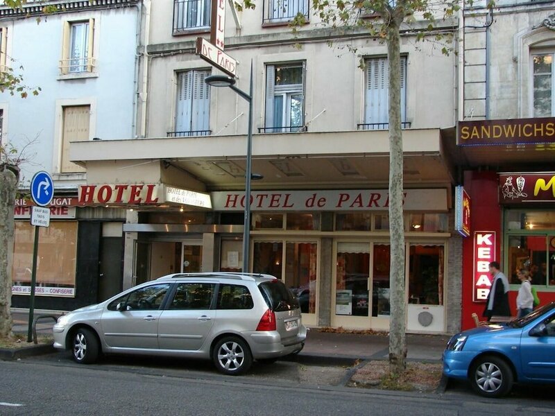 Гостиница Hotel de Paris et des Voyageurs в Валансе
