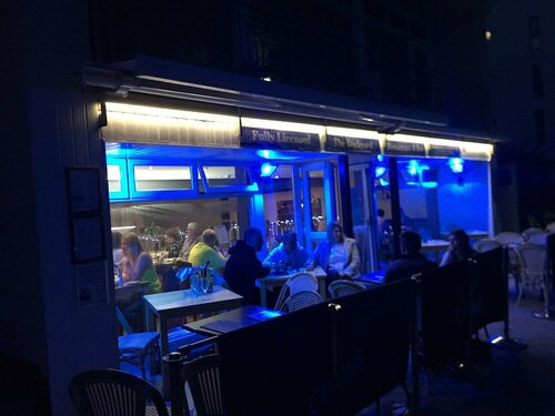 Внешний вид отеля Marina Metro Hotel в Сент-Хелиере, фото 5