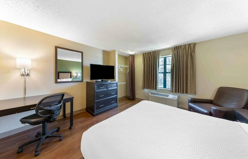 Гостиница Extended Stay America Suites Orlando Southpark Equity Row в Орландо