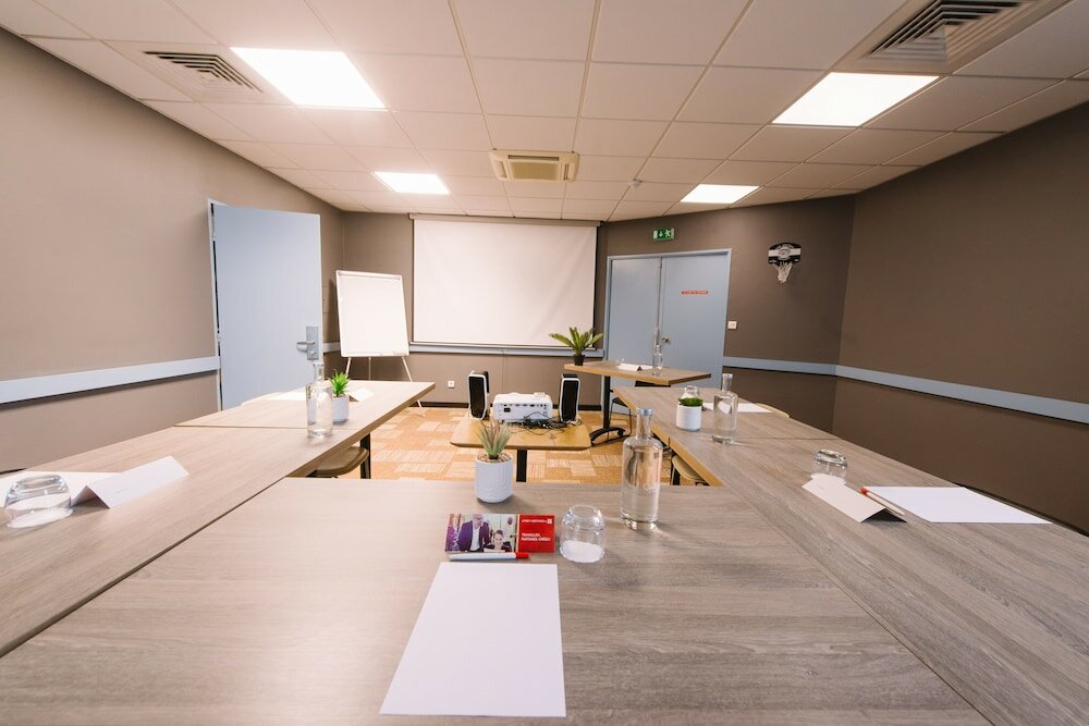 Фото Ibis Avignon Centre Gare