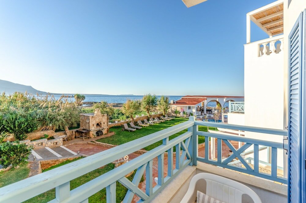 Фото Pyrgos Blue