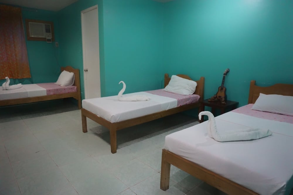 Фото Lylie Hotel