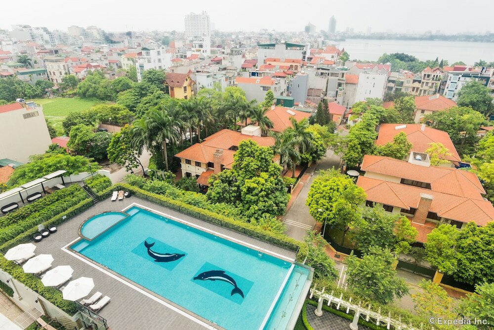 Фото Elegant Suites Westlake