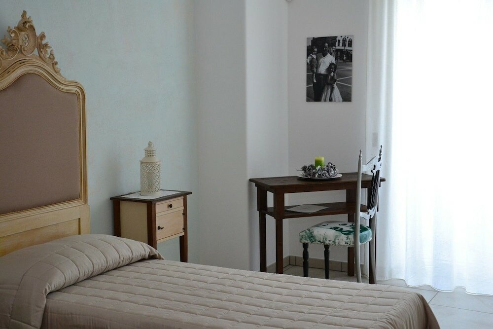 Фото B&b Dimora Delle Rondini