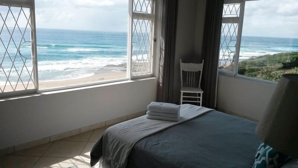 Фото Amanzi Beach House