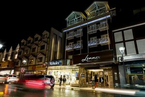 отель Lennox Hotel Ushuaia