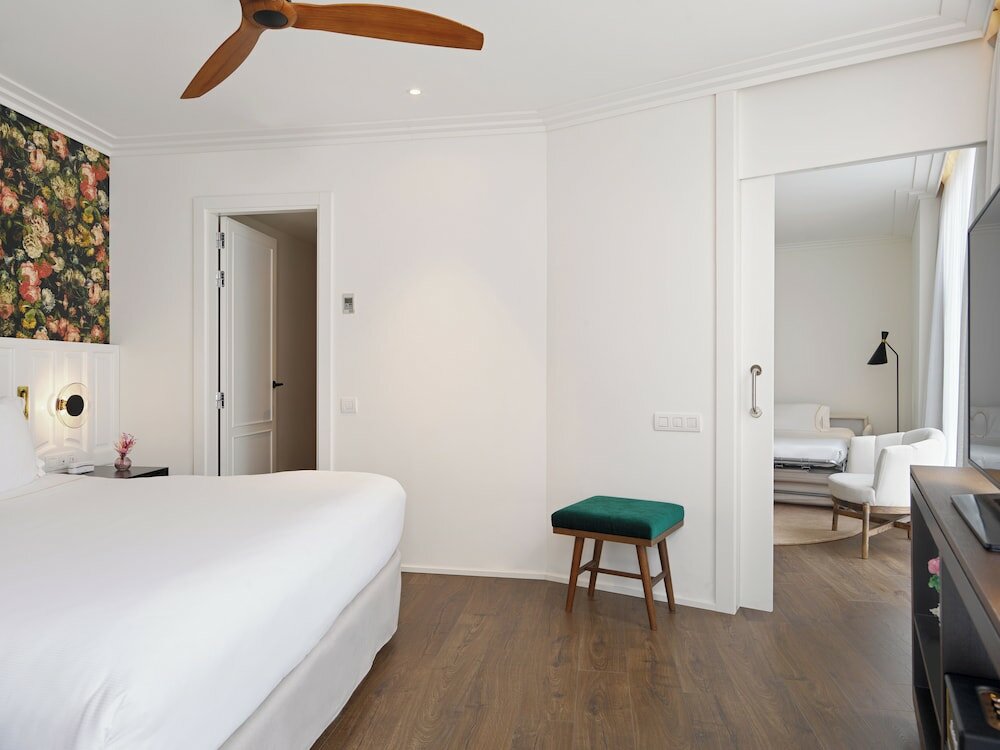 Фото H10 Casanova