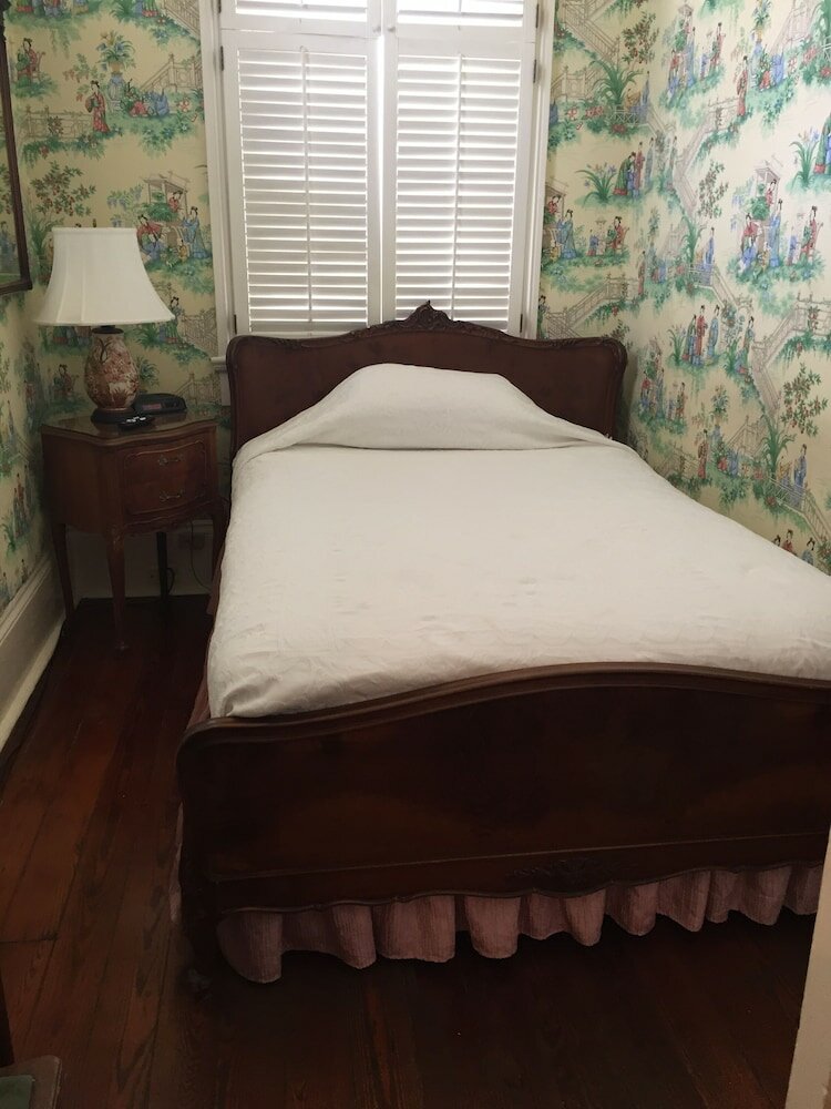 Фото Nine O Five Royal Hotel