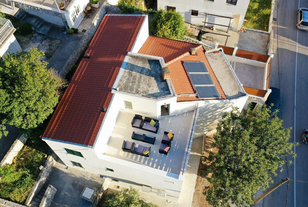 Фото Villa Karaber