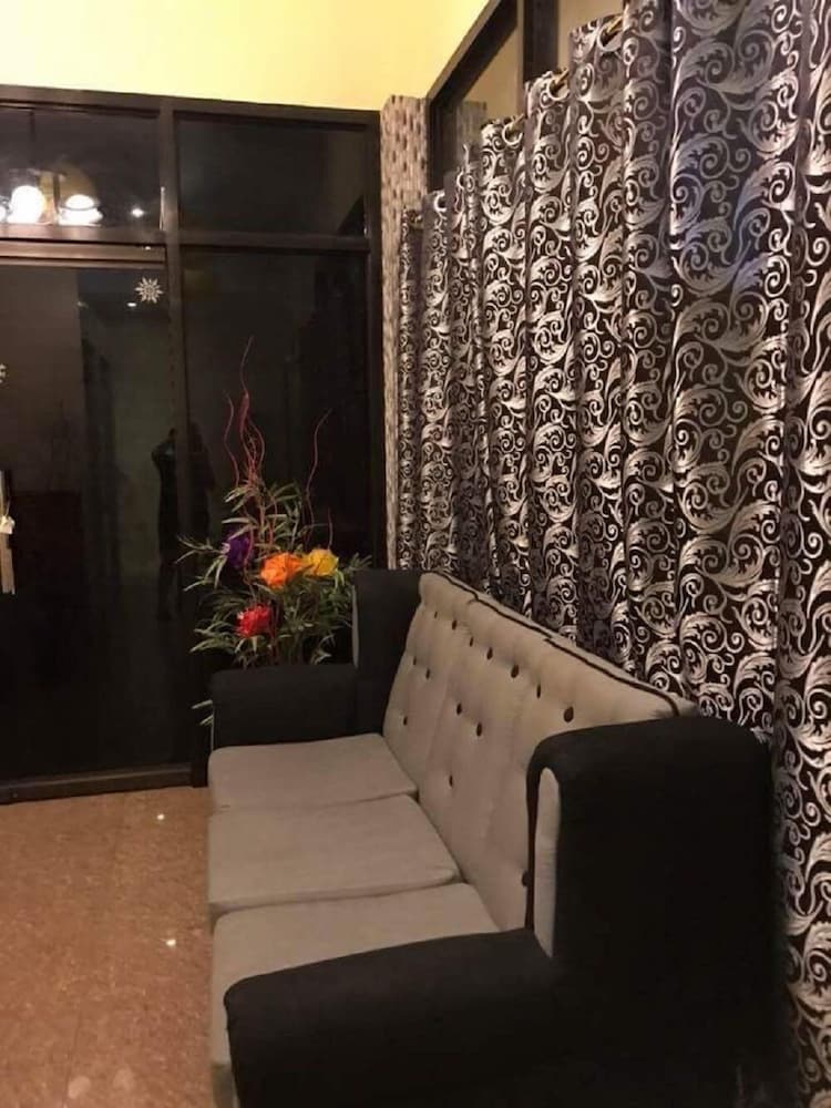 Фото Citi Island Suites