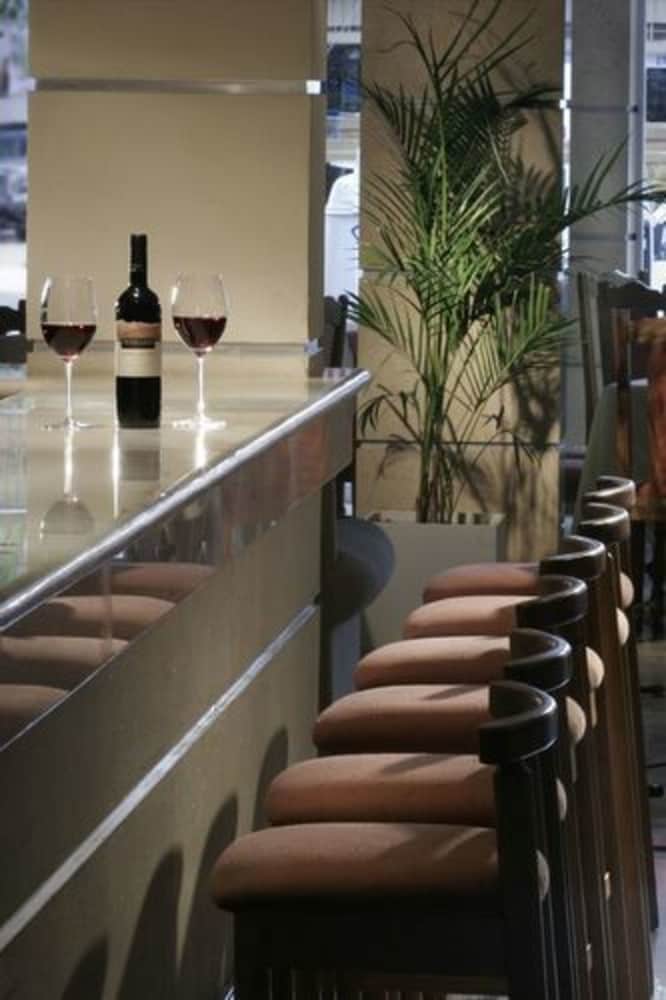 Фото Condor Suites Apart Hotel