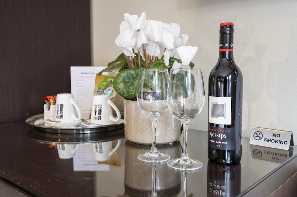 Фото Vulcan Hotel Sydney