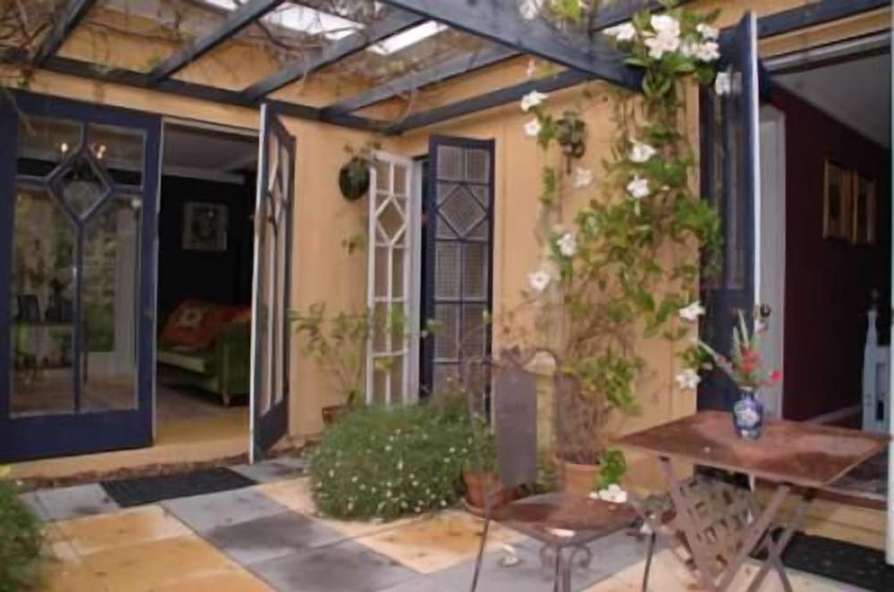 Фото Le Petit Palais Villas