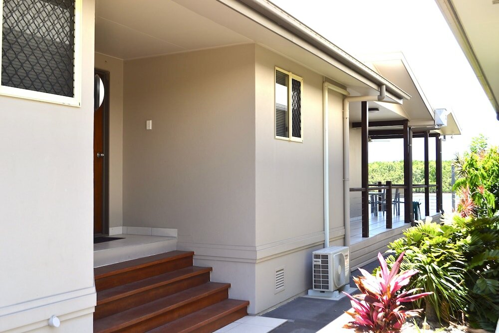 Фото Hinchinbrook Resorts