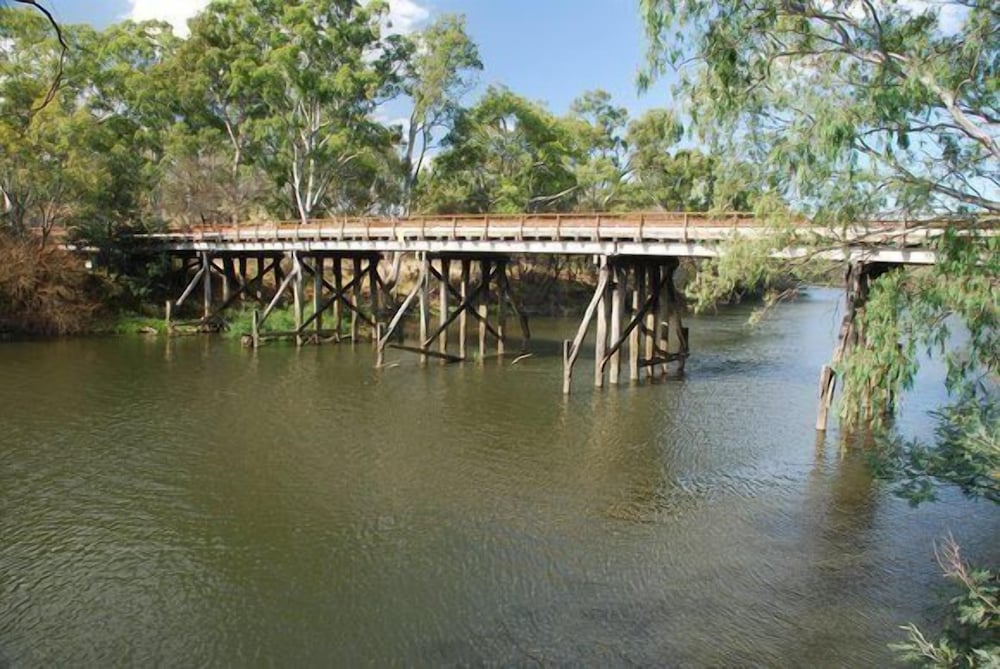 Фото Seymour Motel