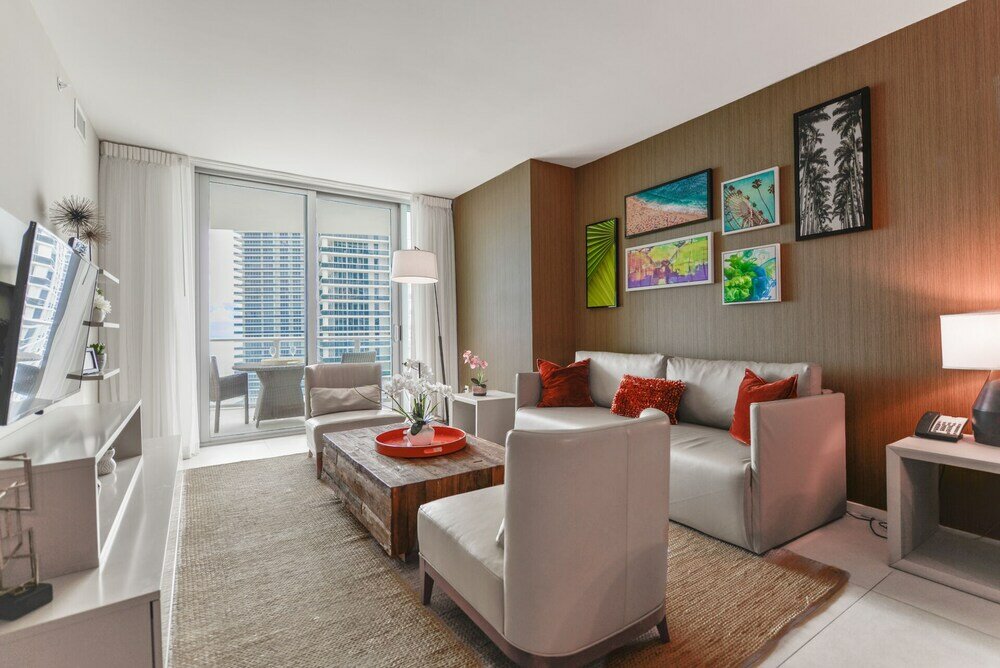 Фото Elegant condo with stunning ocean views